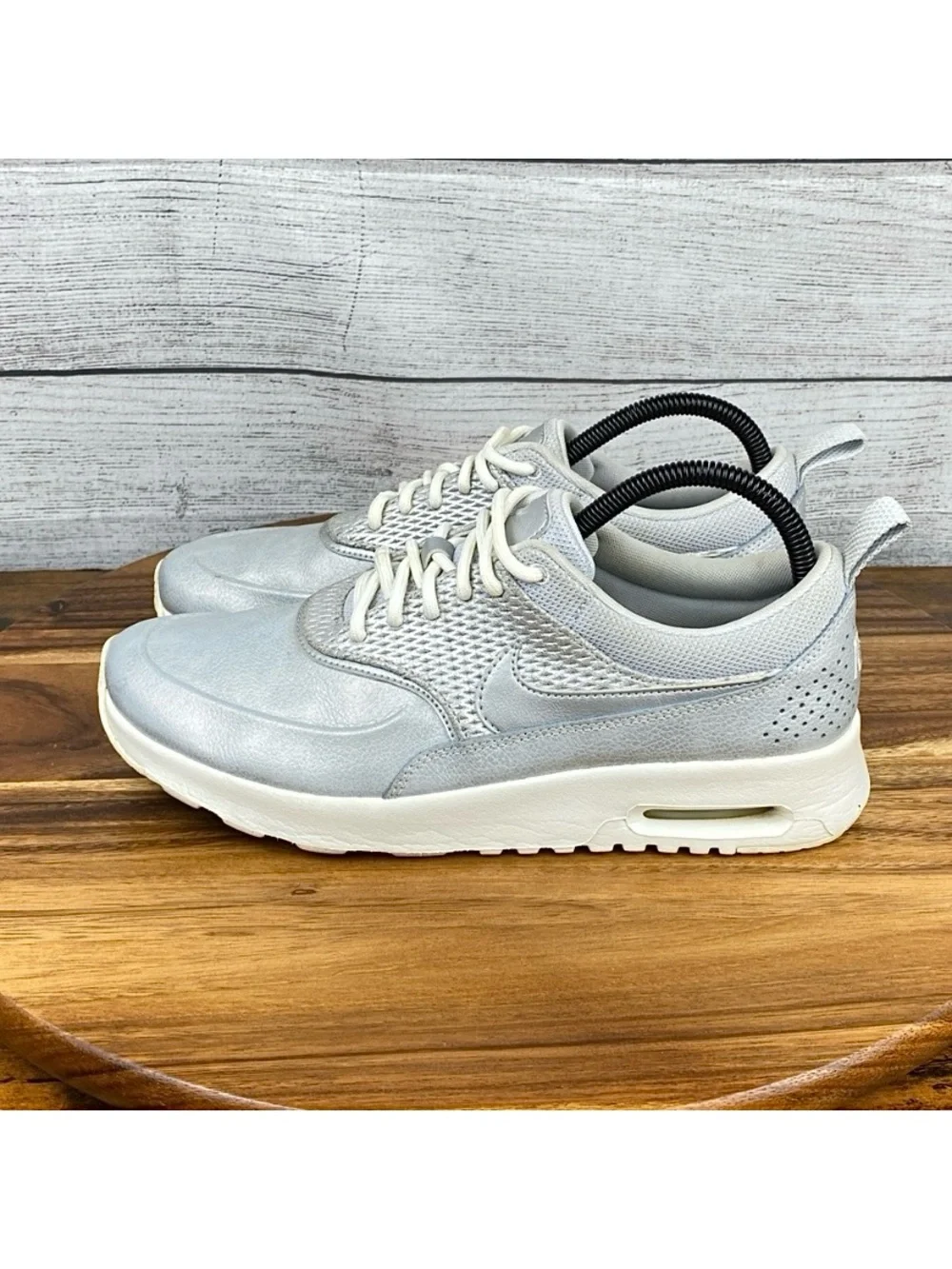 Nike Air Max Thea Premium Leather Metallic Platinum Shoe Women’s Sneaker Size 9